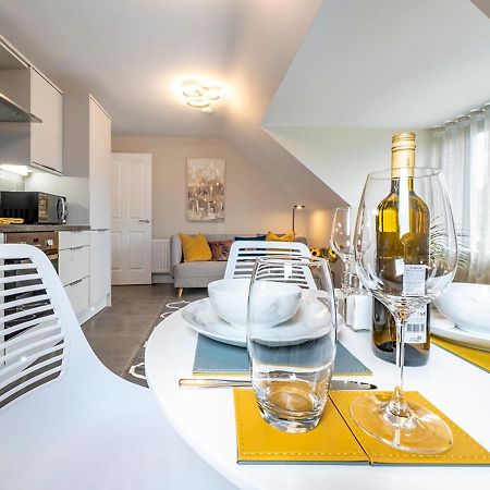 Апартаменты Pass The Keys Luxurious 1Br Apt In Prime Location With Top Amenities Белфаст Экстерьер фото