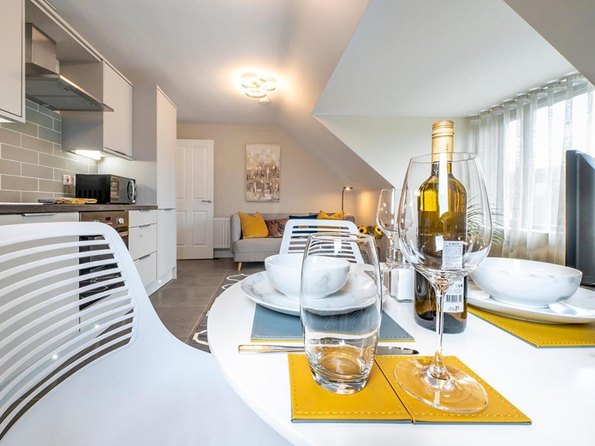 Апартаменты Pass The Keys Luxurious 1Br Apt In Prime Location With Top Amenities Белфаст Экстерьер фото